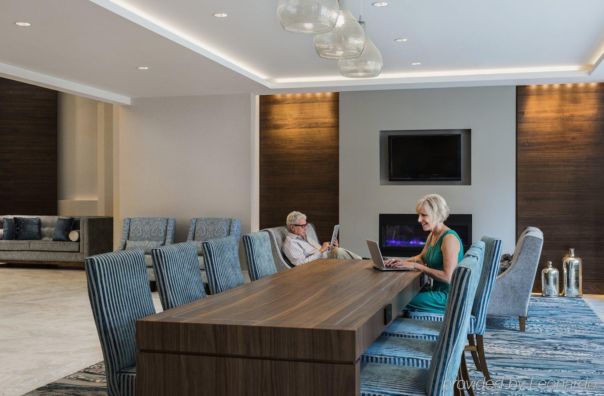 Temple Gardens Hotel & Spa Муус Джоу Екстериор снимка