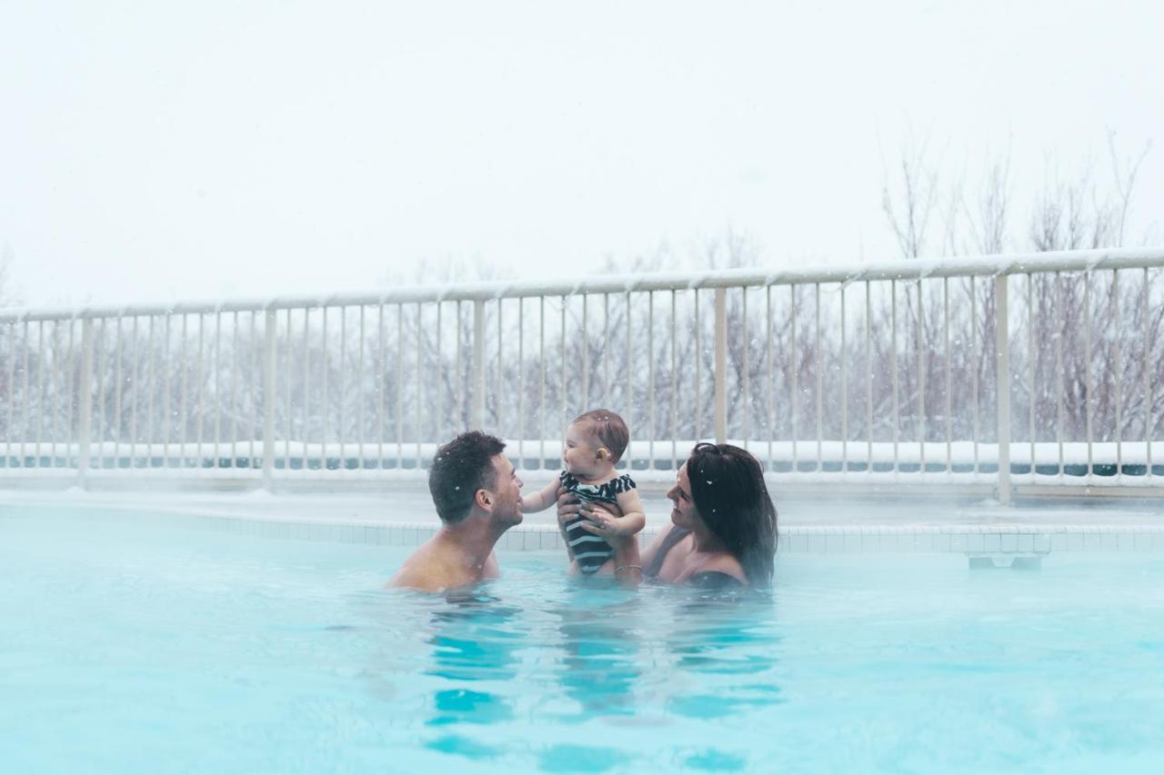 Temple Gardens Hotel & Spa Муус Джоу Екстериор снимка